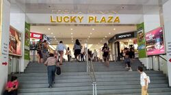 Lucky Plaza (D9), Retail #575758131